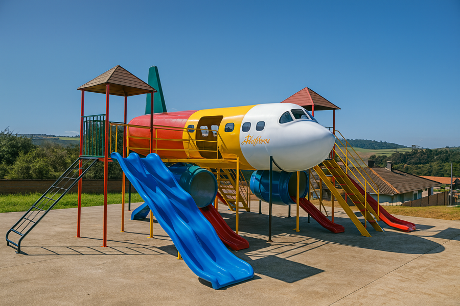 Playgrounds e Lazer em fibra de vidro produzido pela Arafibras